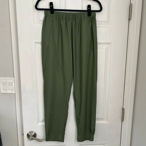 BCBGeneration Hunter Green Dressy Jogger Pants with Elastic‎ Waist
